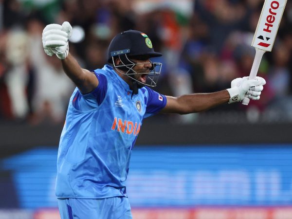 ಅಶ್ವಿನ್ ಅಥವಾ ಅಕ್ಷರ್ ಪಟೇಲ್ ಕೈಬಿಡುವುದು ಅನ್ಯಾಯವಾಗುತ್ತದೆ