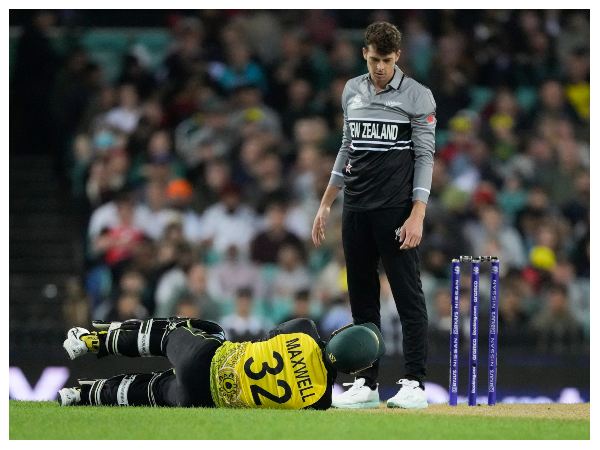 ಇತ್ತಂಡಗಳ ಆಡುವ ಬಳಗ ಹೀಗಿದೆ