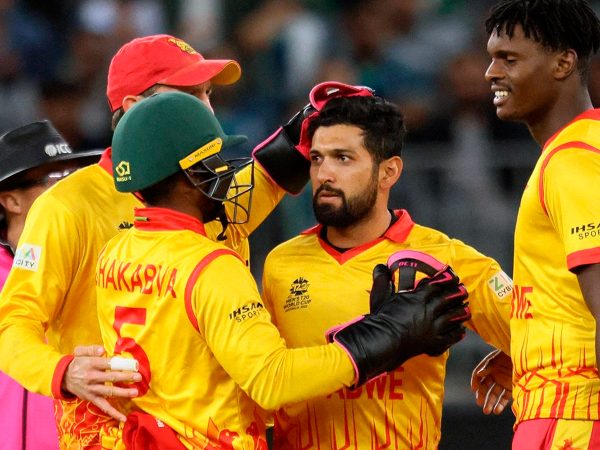 ಜಿಂಬಾಬ್ವೆ ಎಂಟು ವಿಕೆಟ್ ನಷ್ಟಕ್ಕೆ 130 ರನ್