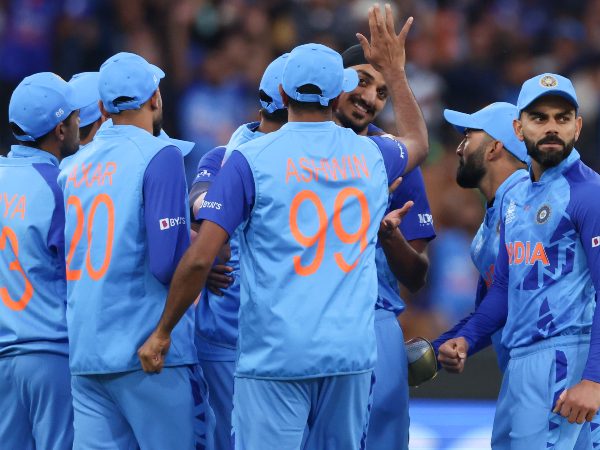 ಭಾರತ vs ಪಾಕಿಸ್ತಾನ ಆಡುವ 11ರ ಬಳಗ