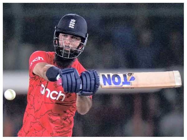 ಇಂಗ್ಲೆಂಡ್ ಆಡುವ ಬಳಗ