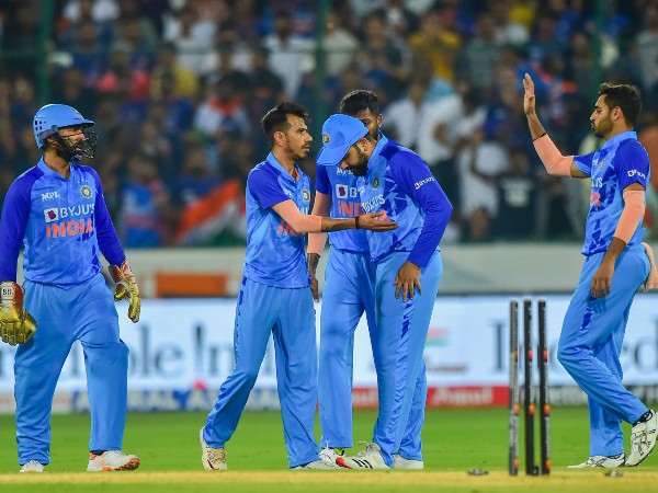 ಪಾಕಿಸ್ತಾನಕ್ಕಿಂತ ಟೀಂ ಇಂಡಿಯಾ ಹೆಚ್ಚಿನ ಕ್ಯಾಚ್ ಬಿಟ್ಟಿದೆ