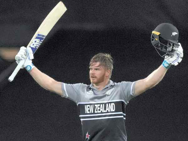 ಗ್ಲೆನ್ ಫಿಲಿಪ್ಸ್ ಟಿ20 ವಿಶ್ವಕಪ್ ಇತಿಹಾಸದ 4ನೇ ಕ್ರಮಾಂಕದಲ್ಲಿ ಶತಕ ಗ್ಲೆನ್ ಫಿಲಿಪ್ಸ್ ಟಿ20 ವಿಶ್ವಕಪ್ ಇತಿಹಾಸದ 4ನೇ ಕ್ರಮಾಂಕದಲ್ಲಿ ಶತಕ