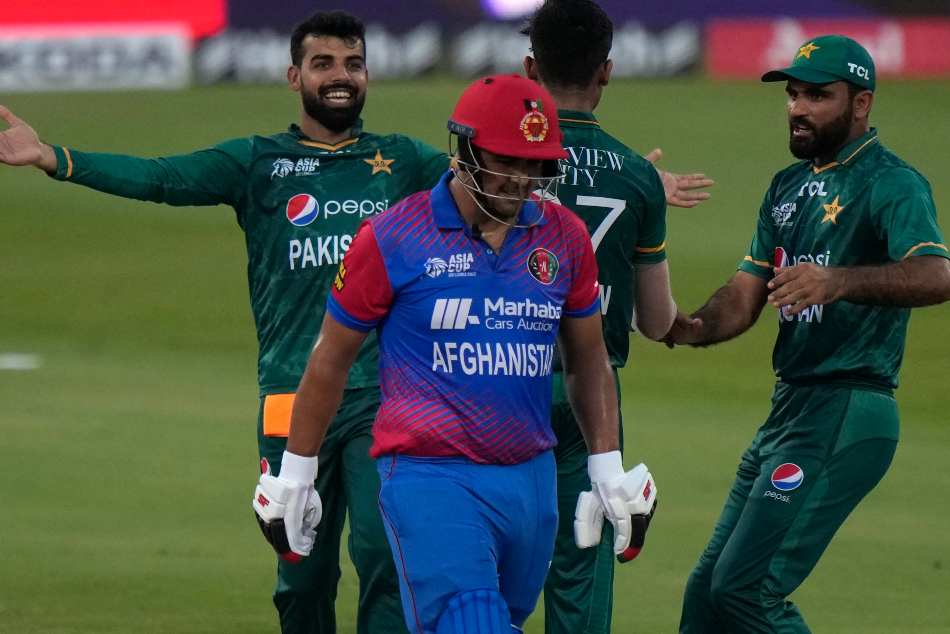T20 World Cup 2022: Big shock For Afghanistan; Hazratullah Zazai Ruled Out Of T20 World Cup After Kidney Concern T20 World Cup 2022: Big shock For Afghanistan; Hazratullah Zazai Ruled Out Of T20 World Cup After Kidney Concern