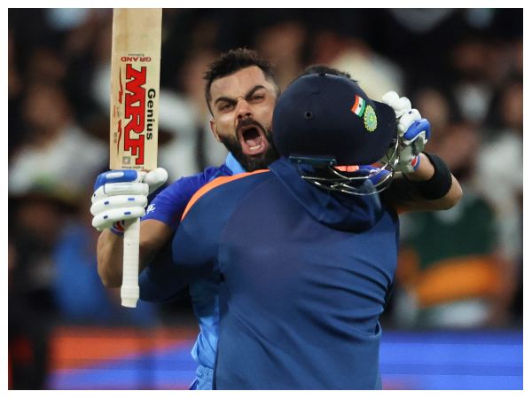 ಪಾಕಿಸ್ತಾನ ತಂಡಕ್ಕೆ ಮತ್ತೆ ಆಘಾತ ನೀಡಿದ ವಿರಾಟ್ ಕೊಹ್ಲಿ