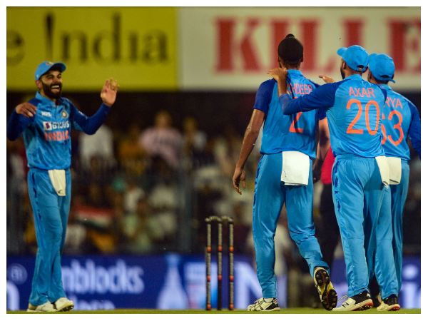 ಆರಂಭದಲ್ಲೇ ಆಘಾತ ನೀಡಿದ ಅರ್ಶದೀಪ್