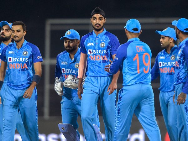 32 ರನ್ ನೀಡಿ 3 ವಿಕೆಟ್ ಪಡೆದ ಅರ್ಶ್‌ದೀಪ್ ಸಿಂಗ್