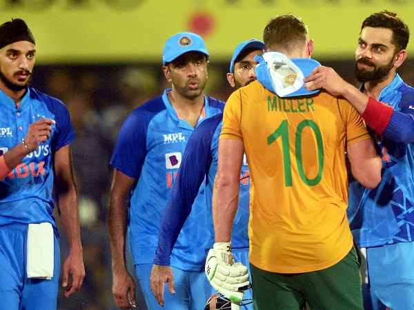 ಭಾರತ ಮತ್ತು ದಕ್ಷಿಣ ಆಫ್ರಿಕಾ ತಂಡಗಳು