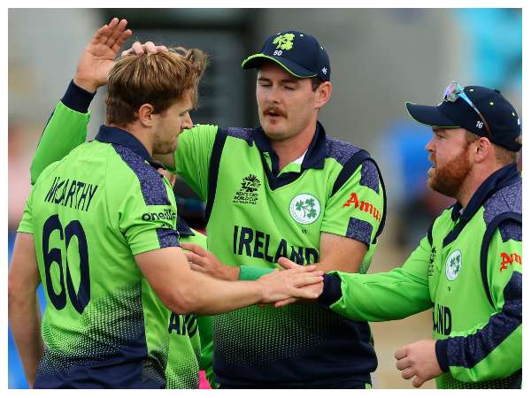 ಬ್ಯಾಟಿಂಗ್ ಆಯ್ದುಕೊಂಡು ಮುಗ್ಗರಿಸಿದ ವೆಸ್ಟ್ ಇಂಡೀಸ್ ಬ್ಯಾಟಿಂಗ್ ಆಯ್ದುಕೊಂಡು ಮುಗ್ಗರಿಸಿದ ವೆಸ್ಟ್ ಇಂಡೀಸ್