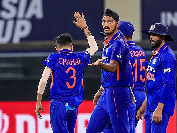 T20 World Cup: Irfan Pathan Give Suggetion To Team India Bowlers How To Face Babar And Rizwan