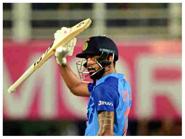 24 ಎಸೆತಗಳಲ್ಲಿ ಅರ್ಧಶತಕ ಸಿಡಿಸಿದ ಕೆ.ಎಲ್ ರಾಹುಲ್