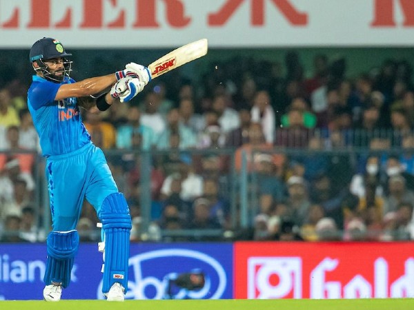 ಹತ್ತು ಪಂದ್ಯಗಳಿಂದ ಅತ್ಯುತ್ತಮ ಬ್ಯಾಟಿಂಗ್ ಹತ್ತು ಪಂದ್ಯಗಳಿಂದ ಅತ್ಯುತ್ತಮ ಬ್ಯಾಟಿಂಗ್