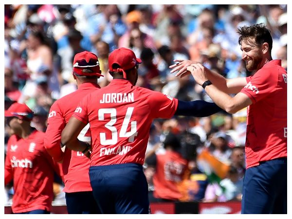 ಇತ್ತಂಡಗಳ ಸಂಪೂರ್ಣ ಸ್ಕ್ವಾಡ್