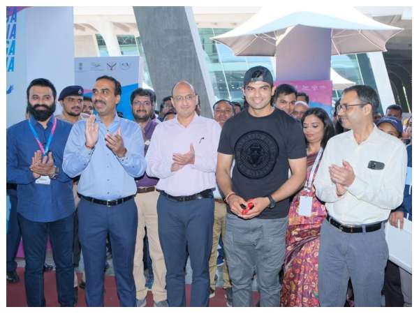 ನವರಾತ್ರಿ ಸಂಭ್ರಮದಲ್ಲಿ ಭಾಗಿಯಾದ ನೀರಜ್ ಚೋಪ್ರಾ