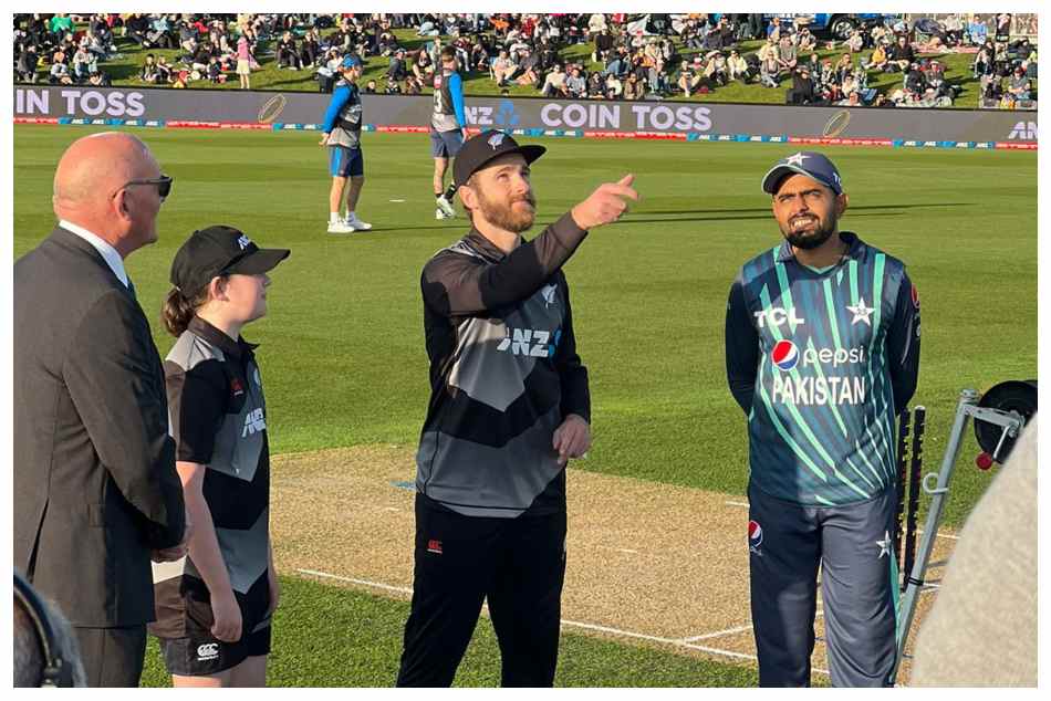 ಉಭಯ ತಂಡಗಳ ಪ್ಲೇಯಿಂಗ್ 11 ಉಭಯ ತಂಡಗಳ ಪ್ಲೇಯಿಂಗ್ 11