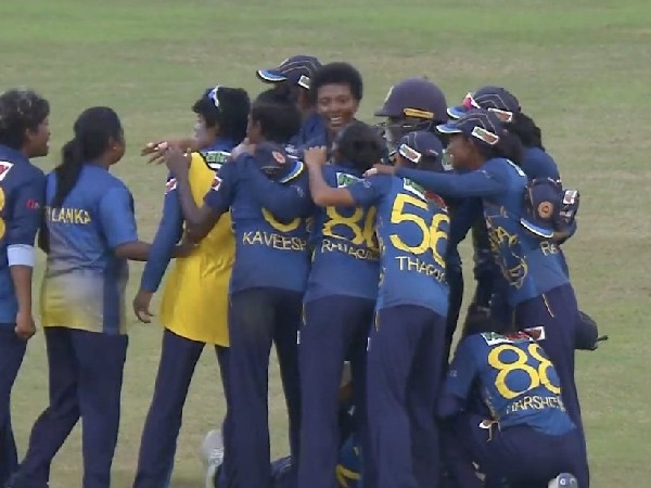 ತಂಡವನ್ನು ಟ್ರೋಲ್ ಮಾಡಿದ ಅಭಿಮಾನಿಗಳು 