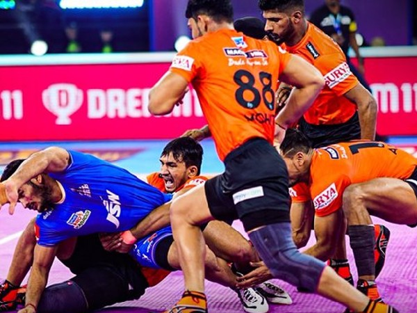 ಬುಲ್ಸ್, ಮುಂಬಾ ತಂಡಗಳ ಆಟಗಾರರ ವಿವರ