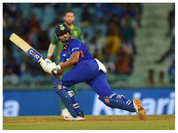 ಇತ್ತಂಡಗಳ ಸ್ಕ್ವಾಡ್ ಹೀಗಿದೆ