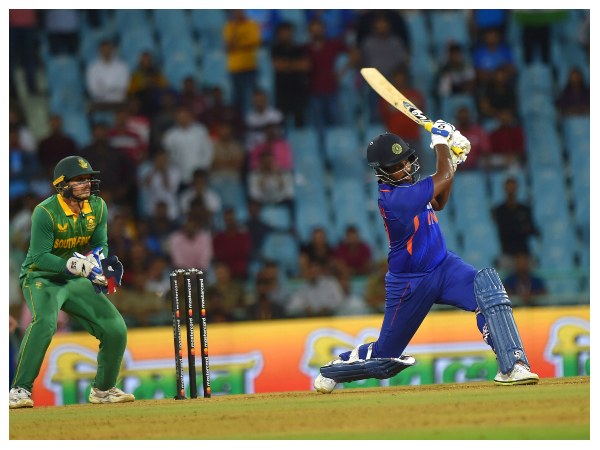 ಇತ್ತಂಡಗಳ ಸಂಭಾವ್ಯ ಆಡುವ ಬಳಗ ಹೀಗಿದೆ 