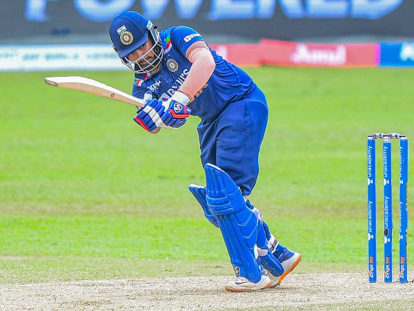 ಕಠಿಣ ಕೆಲಸ ಮಾಡಿದರೂ ಅವಕಾಶ ಸಿಗುತ್ತಿಲ್ಲ