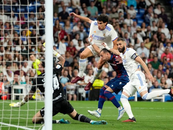 La Liga League: Real Madrid Beat Barcelona To Take Top Of The Table