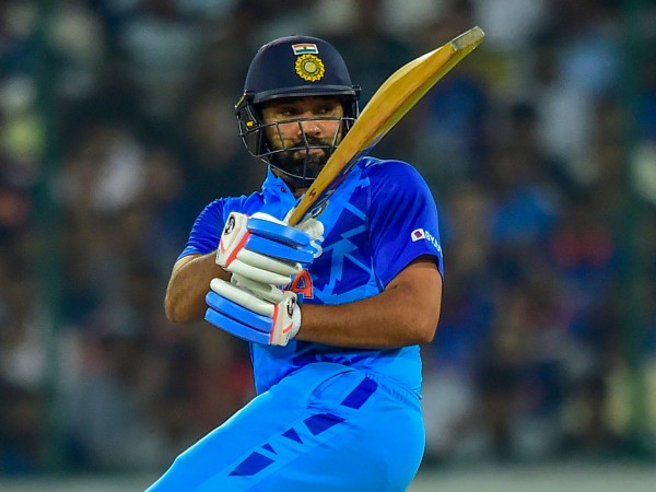  ಹಿಟ್‌ ಮ್ಯಾನ್ ರೋಹಿತ್ ಶರ್ಮಾ ದಾಖಲೆ