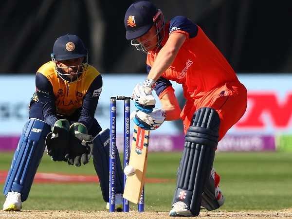 ಮ್ಯಾಕ್ಸ್ ಓಡೌಡ್ ಏಕಾಂಗಿ ಹೋರಾಟ