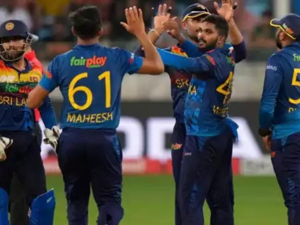 ಶ್ರೀಲಂಕಾ ತಂಡದ ಪ್ರಭಾವಿ ಬೌಲಿಂಗ್ ದಾಳಿ