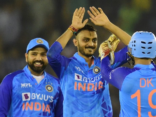 ಅಕ್ಷರ್ ಪಟೇಲ್ ರನ್ ಗಳಿಸಬೇಕಿದೆ