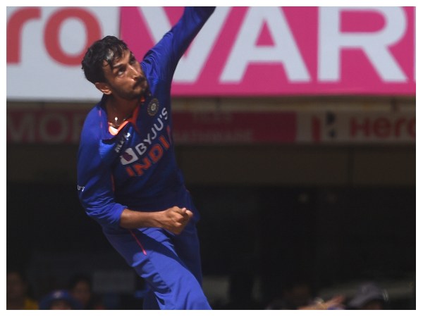 ಪಂದ್ಯ ಮುಗಿದ ಬಳಿಕ ಬೌಲರ್‌ಗಳನ್ನು ಹೊಗಳಿದ ನಾಯಕ