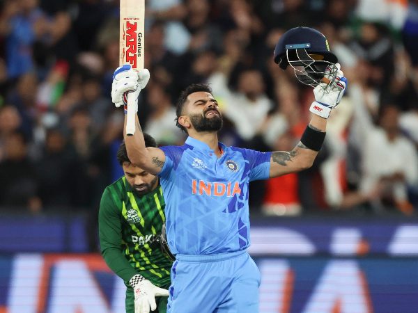 ವಿರಾಟ್ ಕೊಹ್ಲಿಯ ಇನ್ನಿಂಗ್ಸ್ ನೋಡಿ ಮಾಜಿ ಕ್ರಿಕೆಟಿಗರು ಶ್ಲಾಘಿಸಿದ್ದಾರೆ