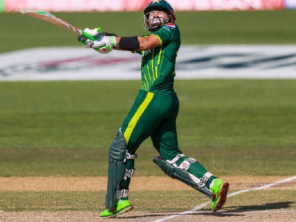 ಆತನಂತೆ ಆಡಲು ಅಭ್ಯಾಸ ಮಾಡಲಿ