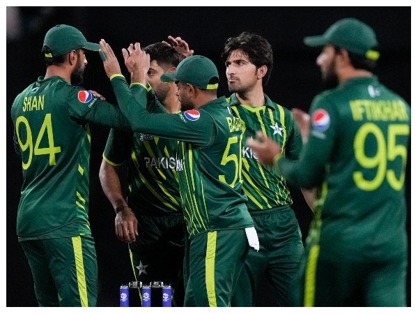 ತಂಡದ ಆಟಗಾರರ ಪ್ರದರ್ಶನಕ್ಕೆ ಬಾಬರ್ ಸಂತಸ