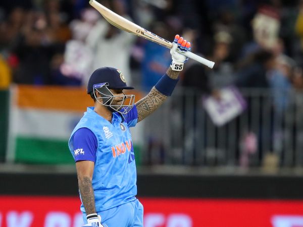 ಸೂರ್ಯಕುಮಾರ್ ತನ್ನದೇ ಶೈಲಿಯಲ್ಲಿ ಆಡಲು ಇಷ್ಟಪಡುತ್ತಾನೆ ಸೂರ್ಯಕುಮಾರ್ ತನ್ನದೇ ಶೈಲಿಯಲ್ಲಿ ಆಡಲು ಇಷ್ಟಪಡುತ್ತಾನೆ