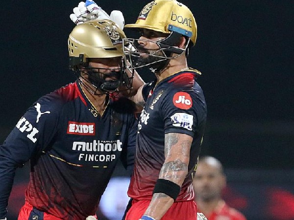 T20 Worpd Cup: Wicket Keeper Dinesh Karthik Tweet About Virat Kohlis Help Wins Internet 