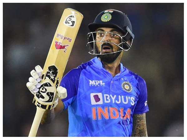 ಕೆಎಲ್ ರಾಹುಲ್ ಮೇಲೆ ಗಂಭೀರ್ಗೆ ವಿಶ್ವಾಸ ಕೆಎಲ್ ರಾಹುಲ್ ಮೇಲೆ ಗಂಭೀರ್ಗೆ ವಿಶ್ವಾಸ