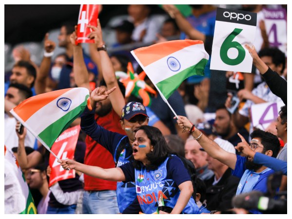 ಸೋಲಿನಲ್ಲೂ ಜೊತೆಯಾಗಿ ನಿಲ್ಲಬೇಕು