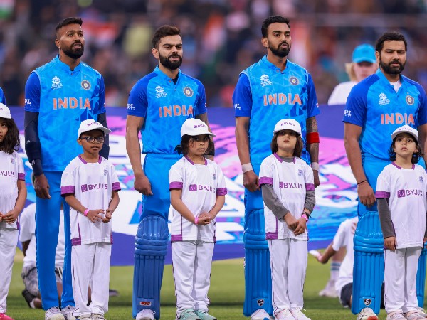 Team India Reach Adelaide, Rohit Sharma And Co Will Start Practice On November 8th Team India Reach Adelaide, Rohit Sharma And Co Will Start Practice On November 8th