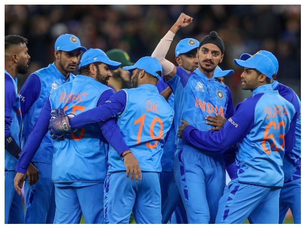 ಇತ್ತಂಡಗಳ ಸಂಭಾವ್ಯ ಆಡುವ ಬಳಗ