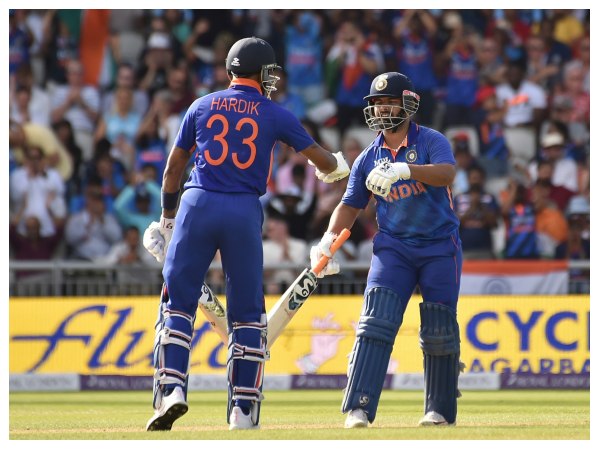 ಸಂಭಾವ್ಯ ಆಡುವ ಬಳಗ