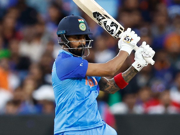 ಎರಡನೇ ಅರ್ಧಶತಕ ದಾಖಲಿಸಿದ ಕೆಎಲ್ ರಾಹುಲ್ 