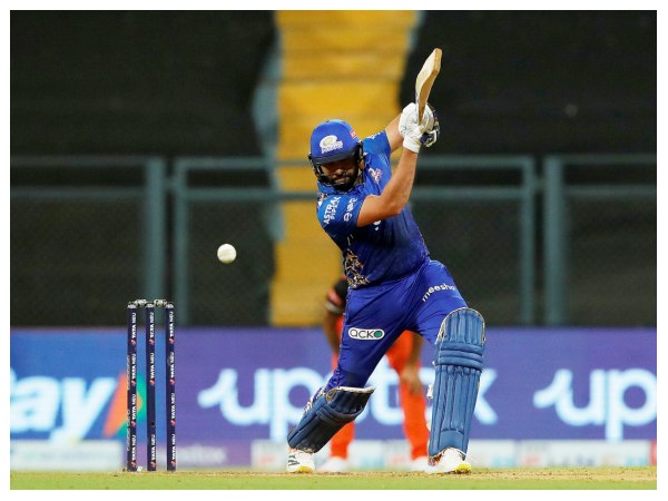 ಮುಂಬೈ ಇಂಡಿಯನ್ಸ್ ಉಳಿಸಿಕೊಂಡಿರುವ ಆಟಗಾರರ ಪಟ್ಟಿ