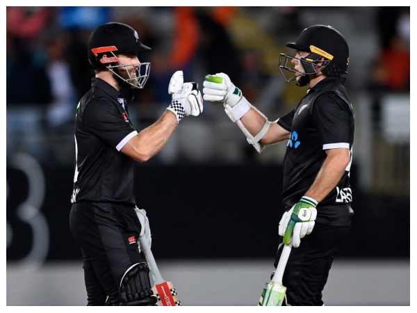 ಟಾಮ್ ಲಥಾಮ್ ಅಬ್ಬರಕ್ಕೆ ನಲುಗಿದ ಟೀಂ ಇಂಡಿಯಾ ಬೌಲರ್ಸ್