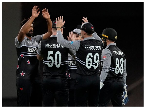 ನ್ಯೂಜಿಲೆಂಡ್ ಆಡುವ ಬಳಗ