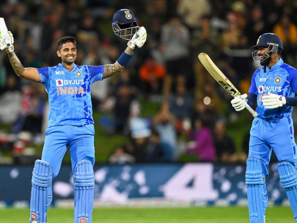 ಸೂರ್ಯಕುಮಾರ್ ಅಪಾಯಗಳನ್ನು ತೆಗೆದುಕೊಳ್ಳುತ್ತಾನೆ