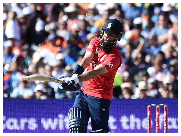 ಸೂರ್ಯಕುಮಾರ್ ಬಗ್ಗೆ ಮೊಯೀನ್ ಅಲಿ ಹೊಗಳಿಕೆಯ ಮಾತು ಸೂರ್ಯಕುಮಾರ್ ಬಗ್ಗೆ ಮೊಯೀನ್ ಅಲಿ ಹೊಗಳಿಕೆಯ ಮಾತು