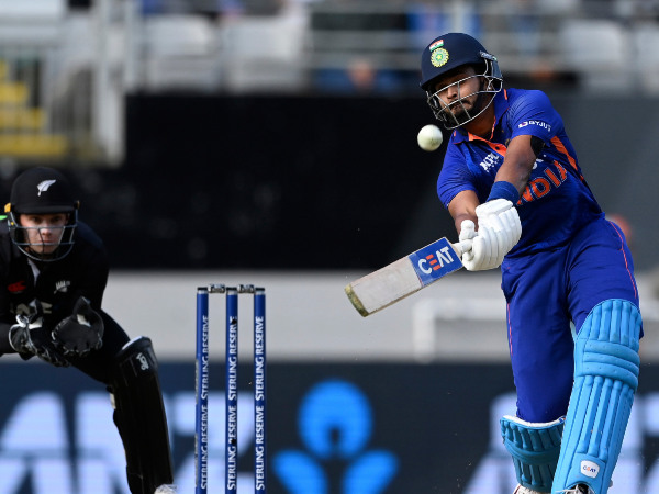 50 ಓವರ್‌ಗಳಲ್ಲಿ 7 ವಿಕೆಟ್ ನಷ್ಟಕ್ಕೆ 306 ರನ್