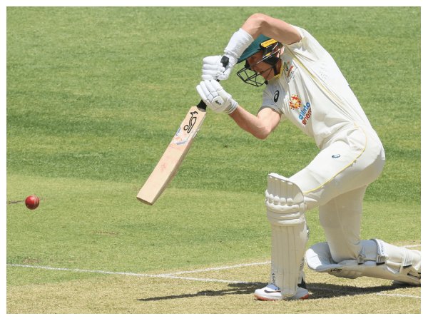 ಇತ್ತಂಡಗಳ ಆಡುವ ಬಳಗ