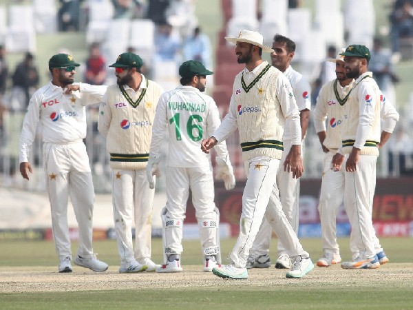 ನಾಯಕತ್ವದ ಗುಣಗಳು ಆತನಲ್ಲಿ ಇಲ್ಲ