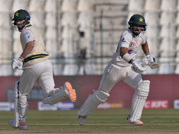 ಹೋರಾಟ ನೀಡಿ ಸೋಲೊಪ್ಪಿಕೊಂಡ ಪಾಕಿಸ್ತಾನ 